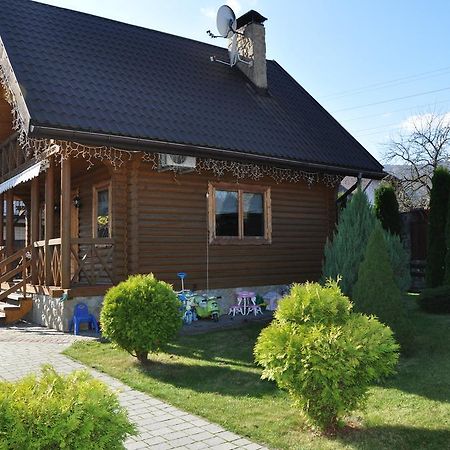 Cottage Smerekovyi Skole Eksteriør billede